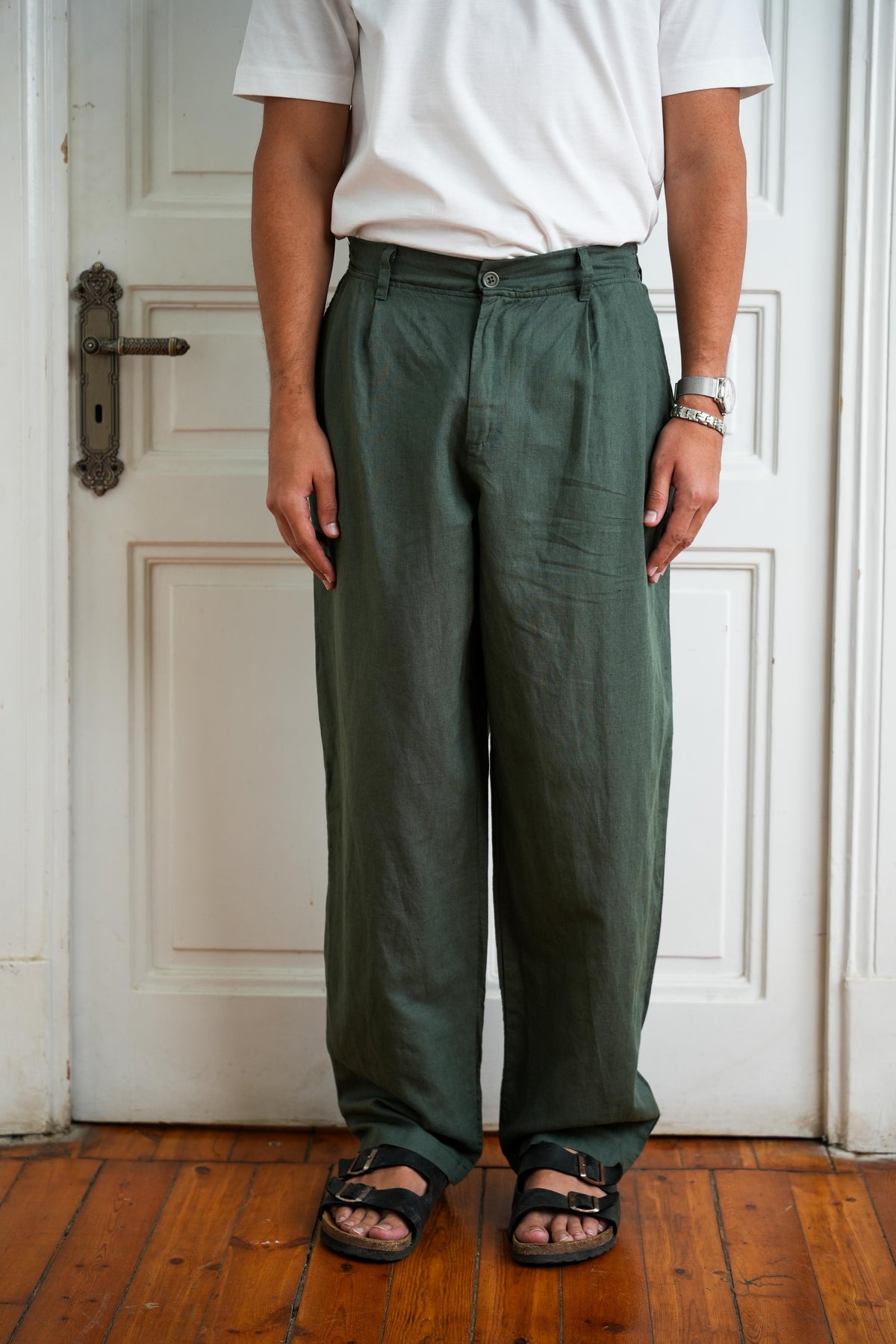 Pleated Linen Pants