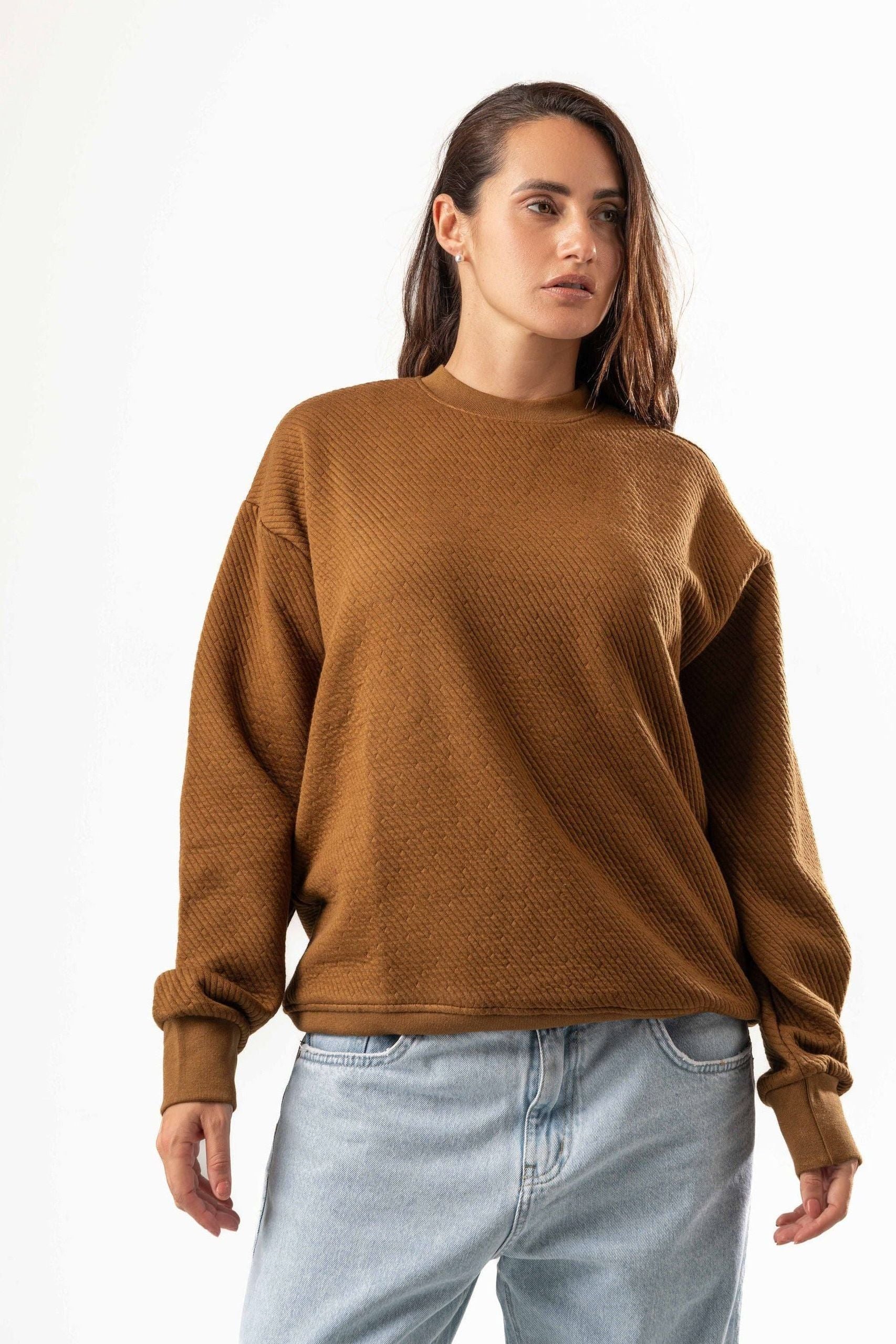 Long sleeve round knitwear