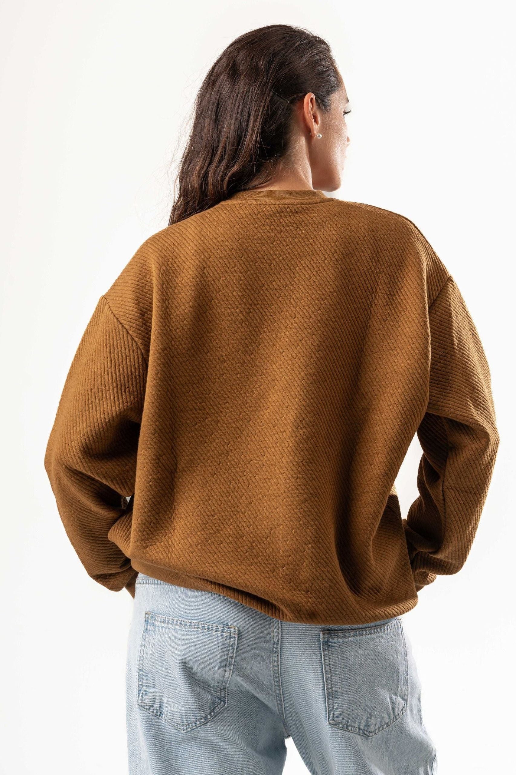 Long sleeve round knitwear