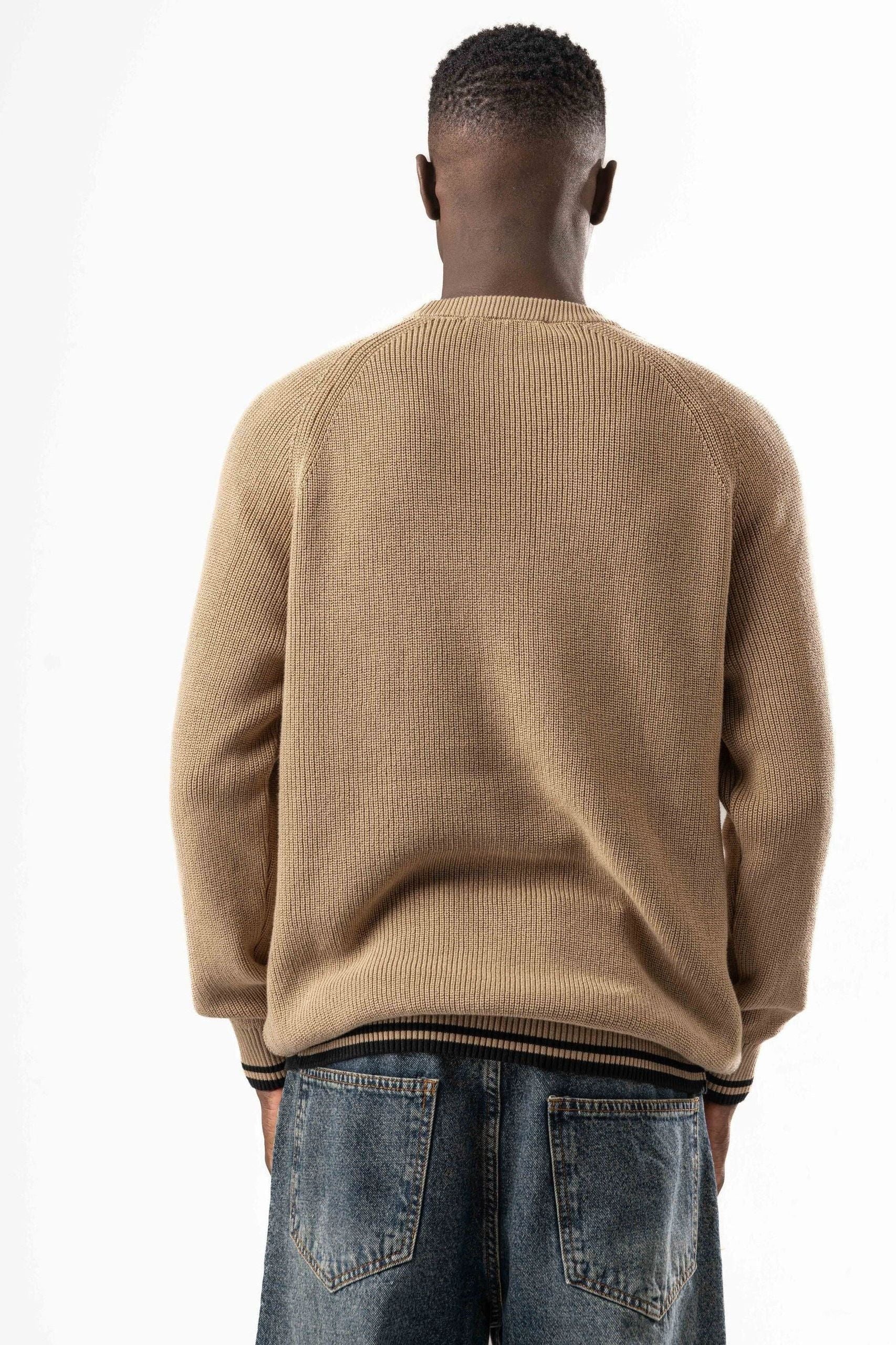 Long sleeve round knitwear