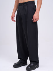Relaxed Fit Pleated Pants